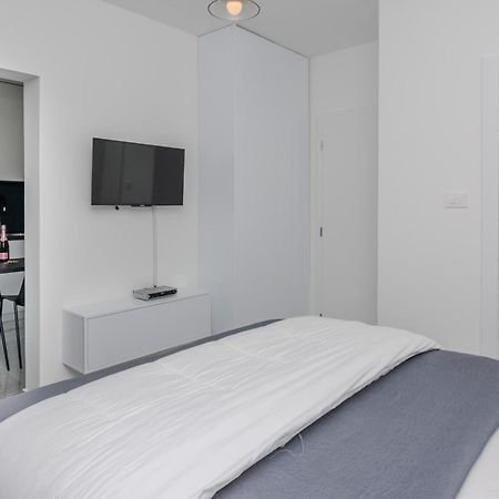Apartments Andelka บาร์บินเย ภายนอก รูปภาพ